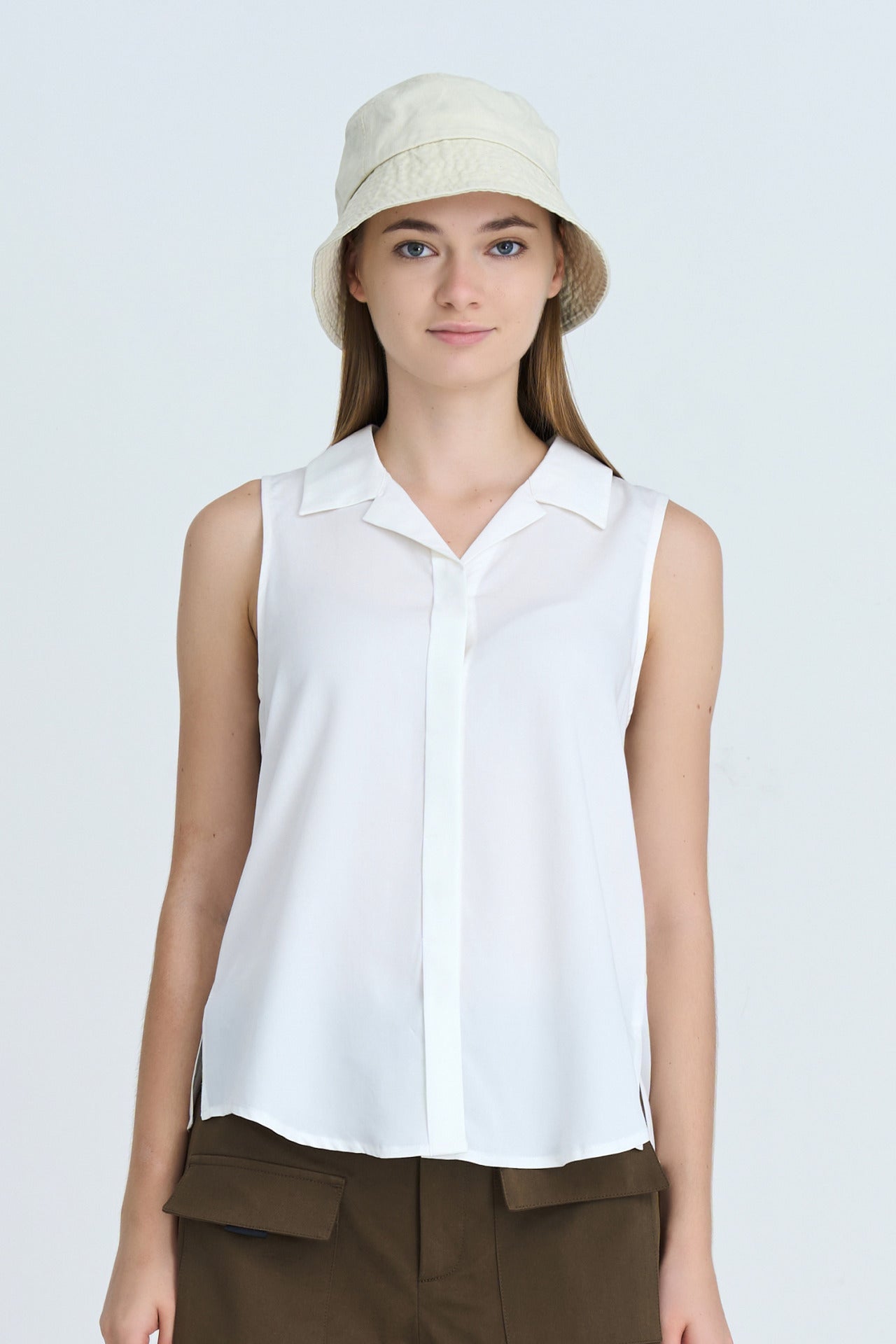 Notched Collar Sleeveless Blouse - Cream