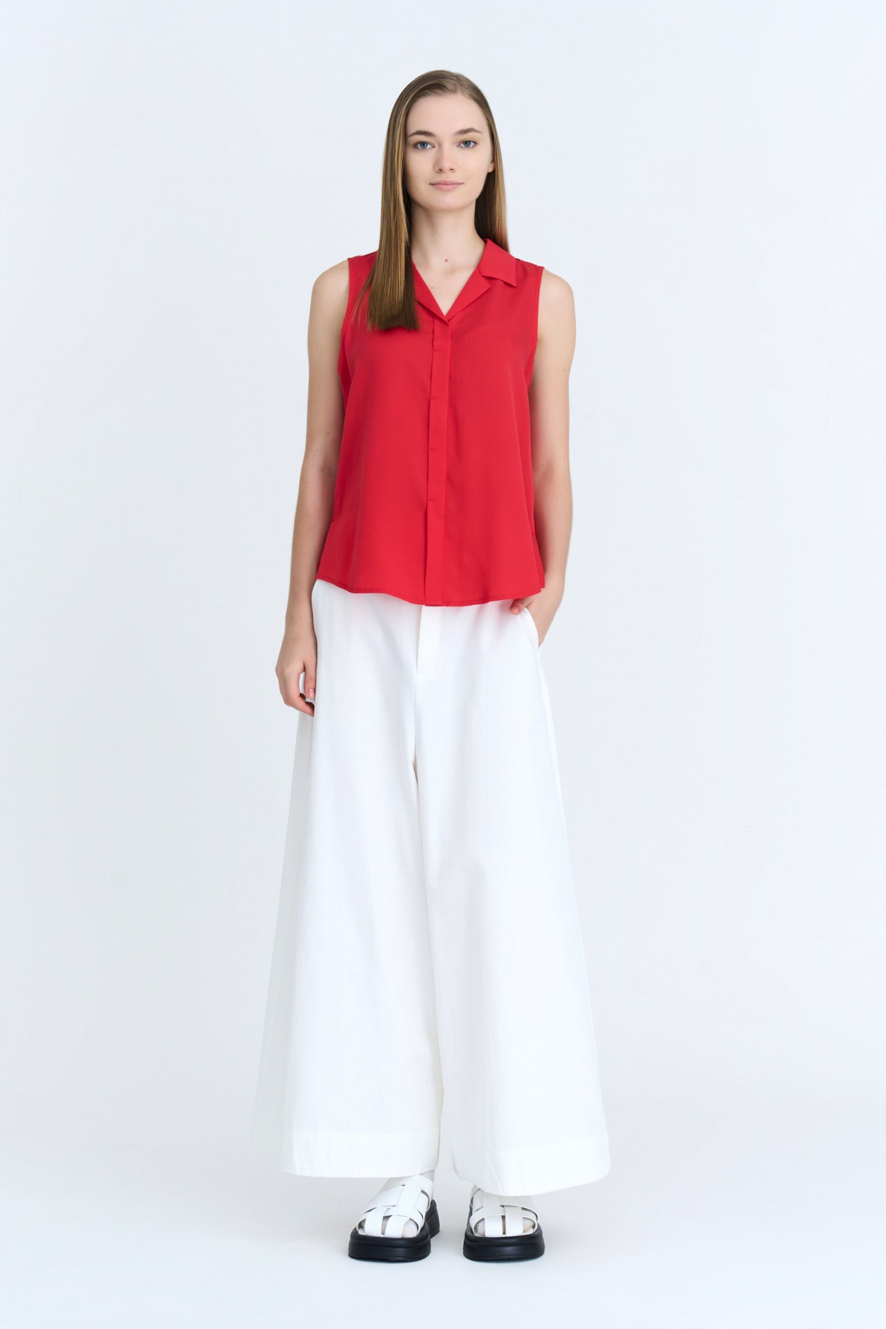 Notched Collar Sleeveless Blouse - Red