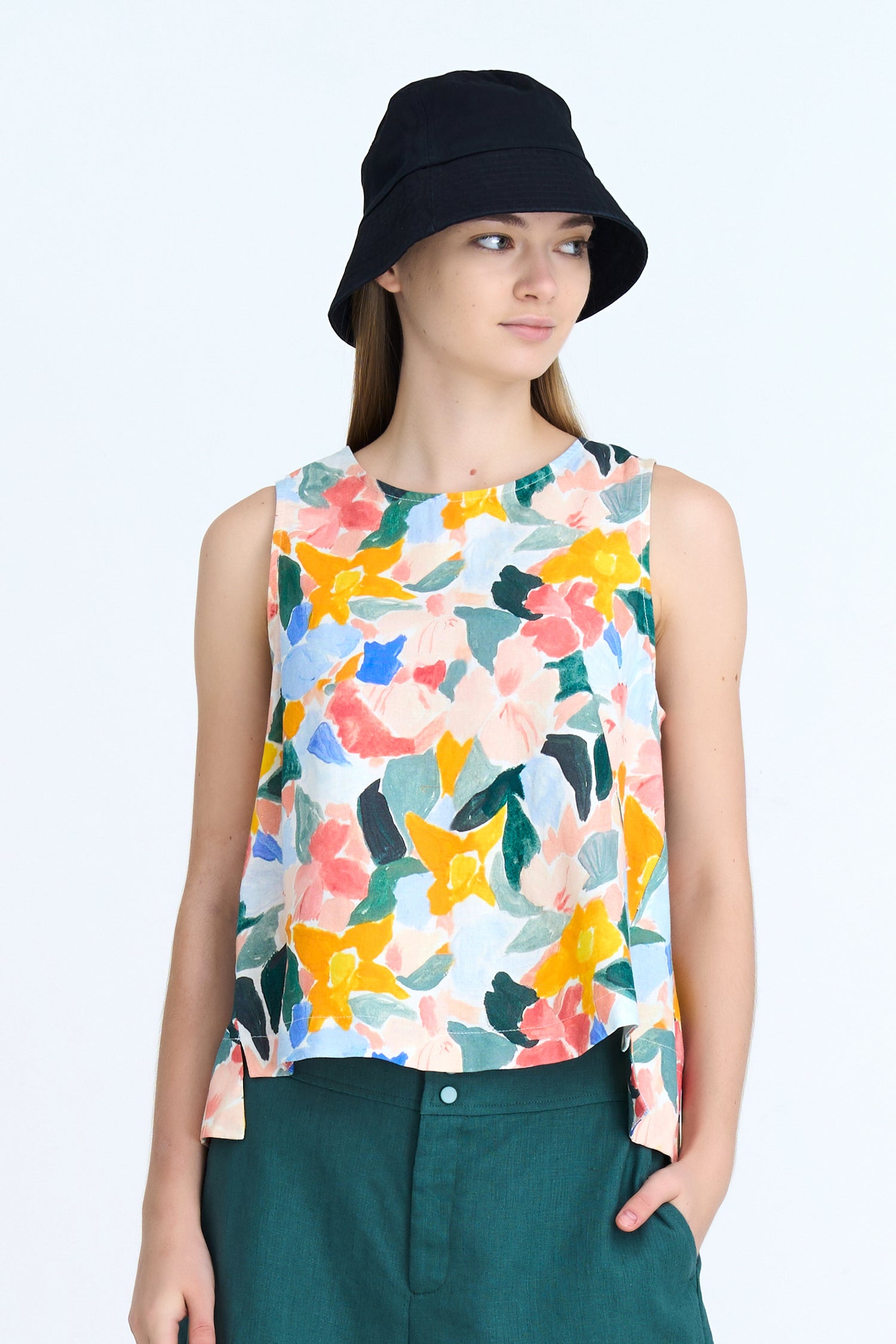 Floral Sleeveless Blouse