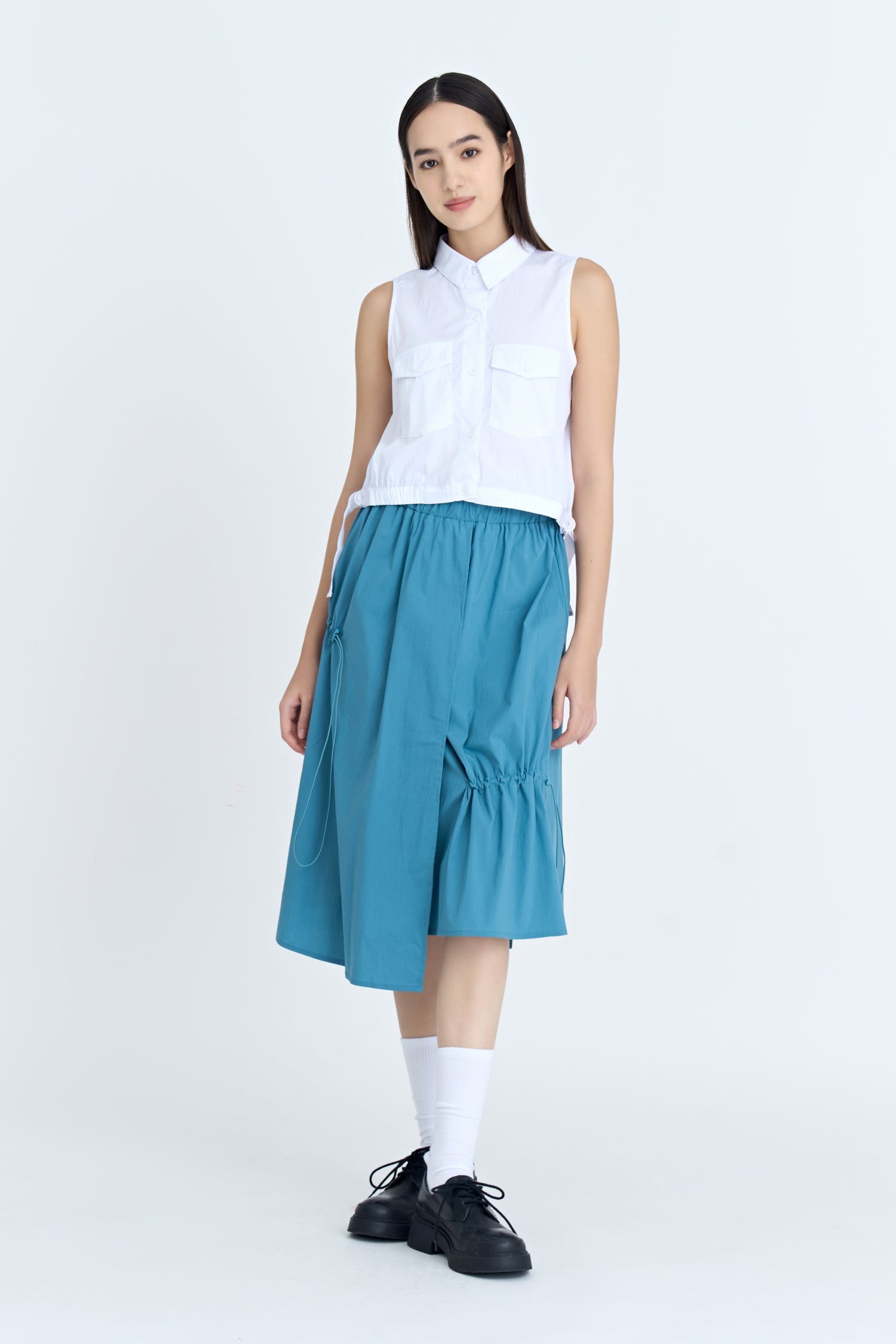 Side Tape Sleeveless Blouse