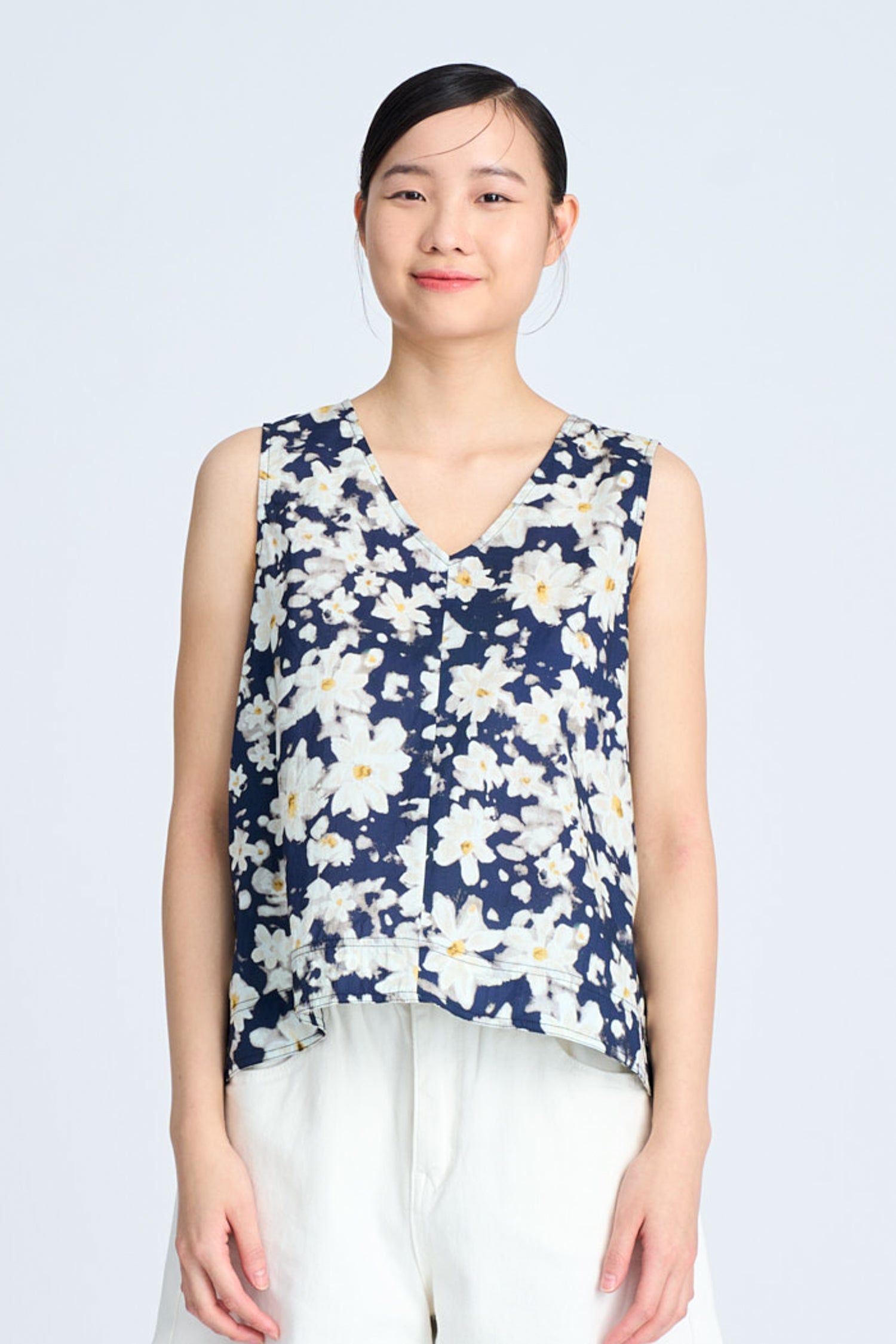 Floral V-Neck Blouse - Floral Navy