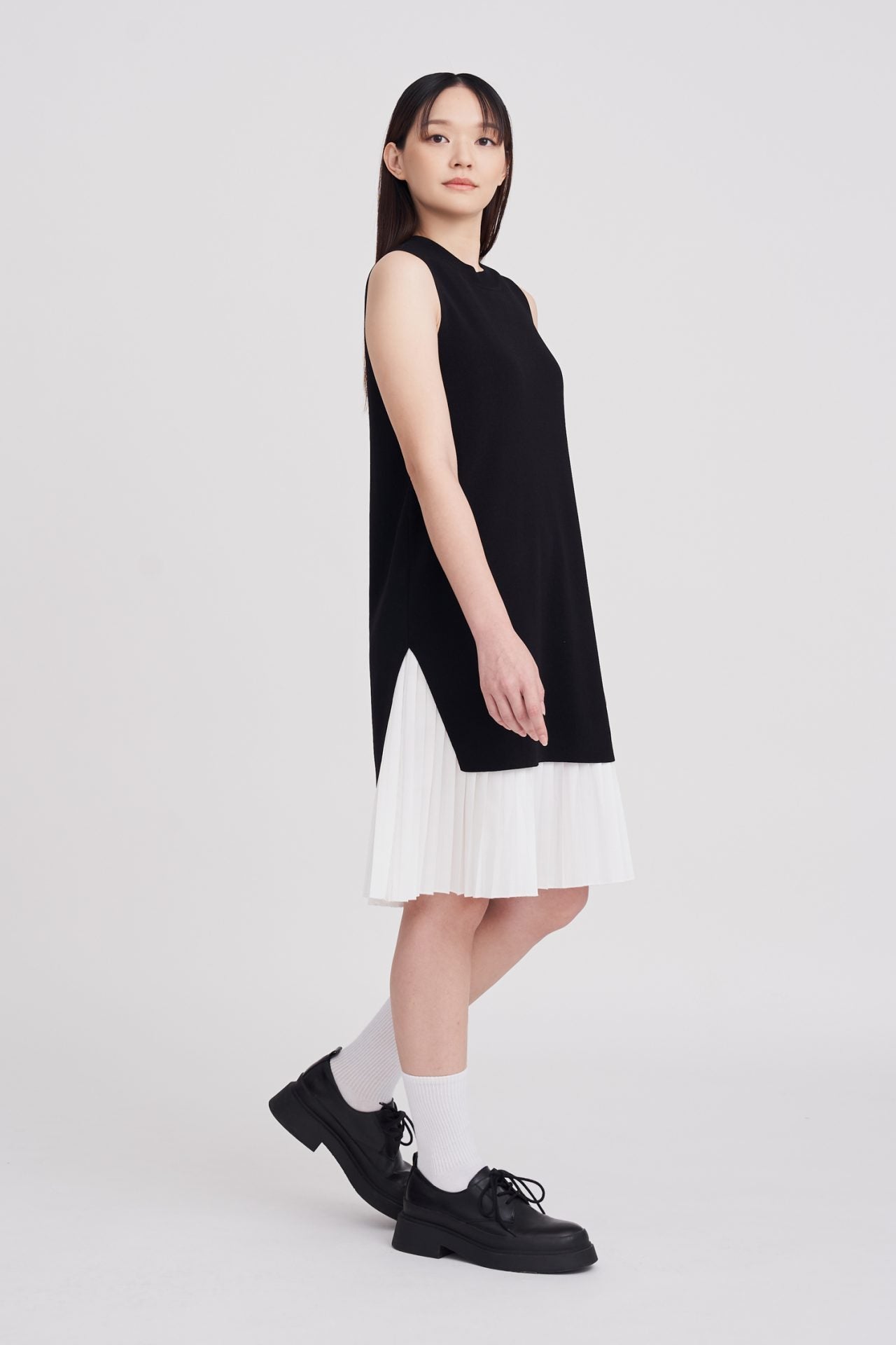 Knitted Two-Piece Pleated Dress - Black