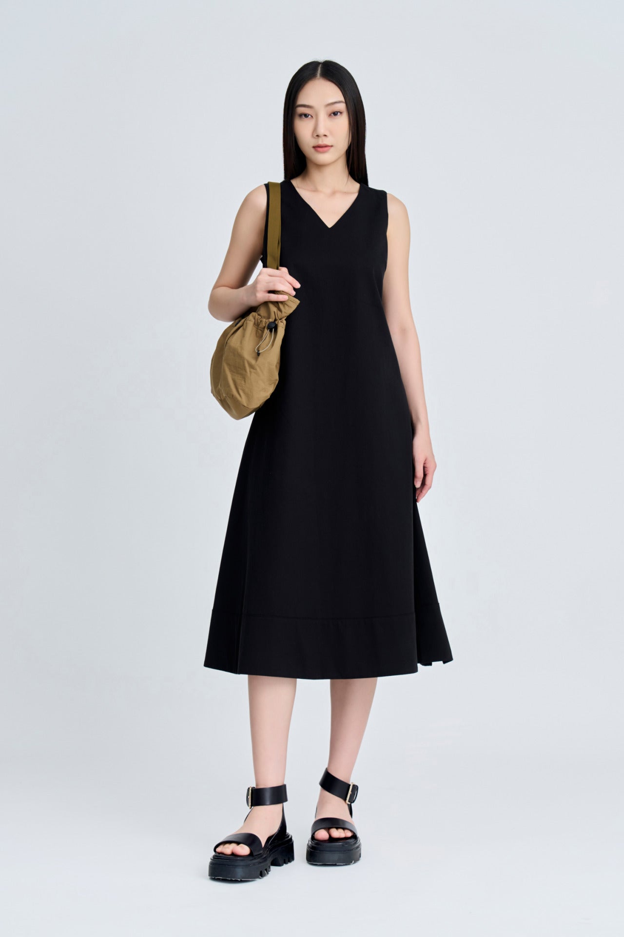 V-Neck Sleeveless Dress - Black