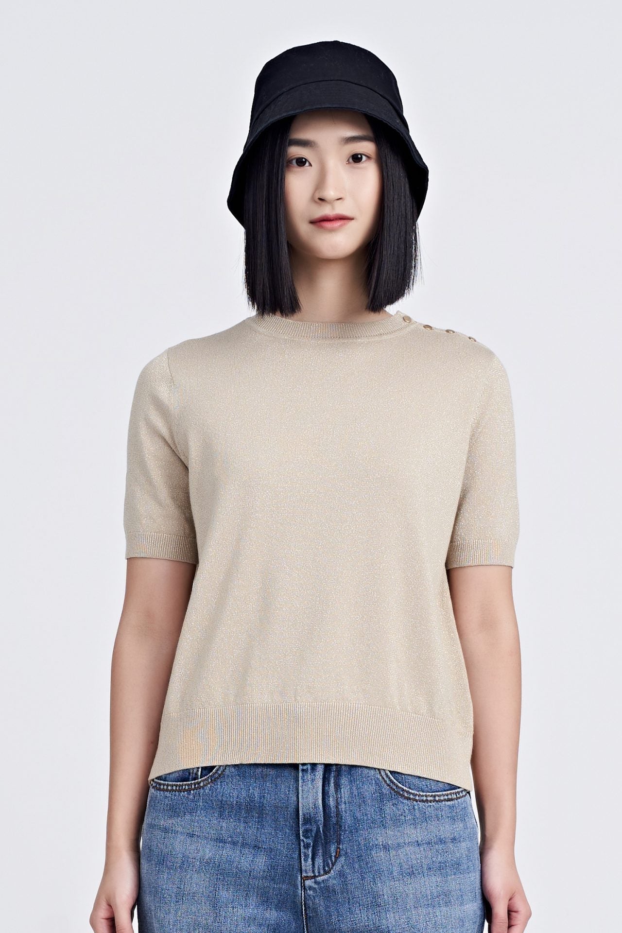 Knitted Shimmer Buttoned Sweater - Gold