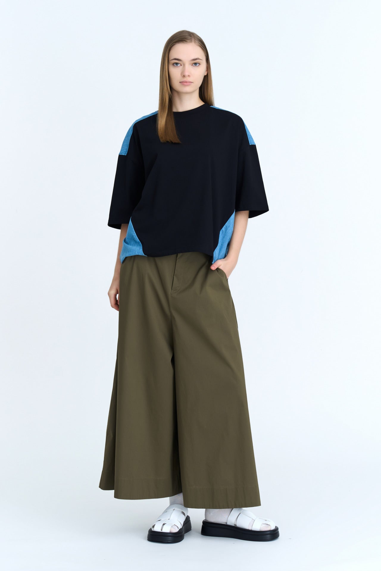 Patch Pocket Wide-Legged Pants - Khaki Green