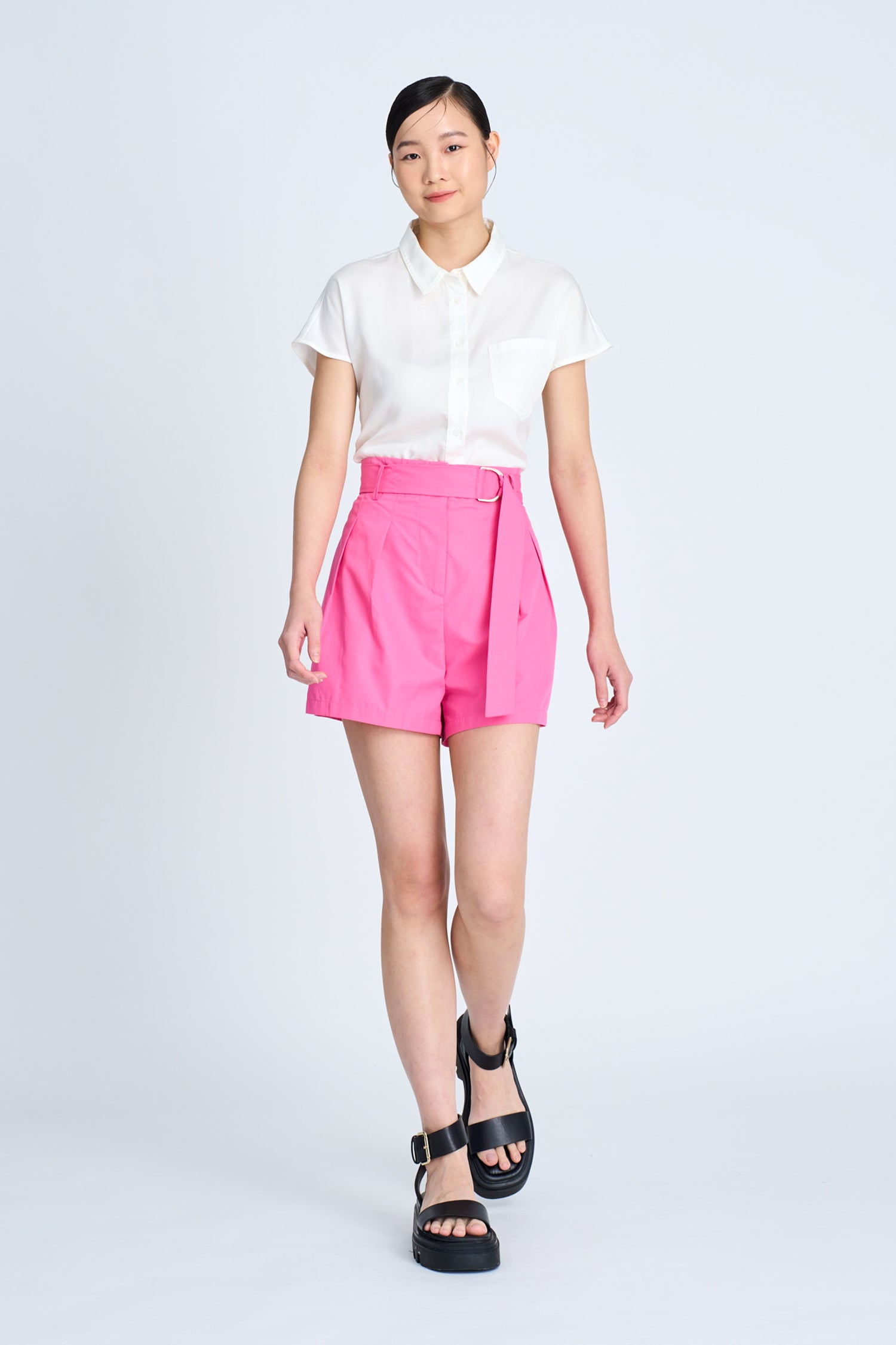 Pleated D-Rings Shorts