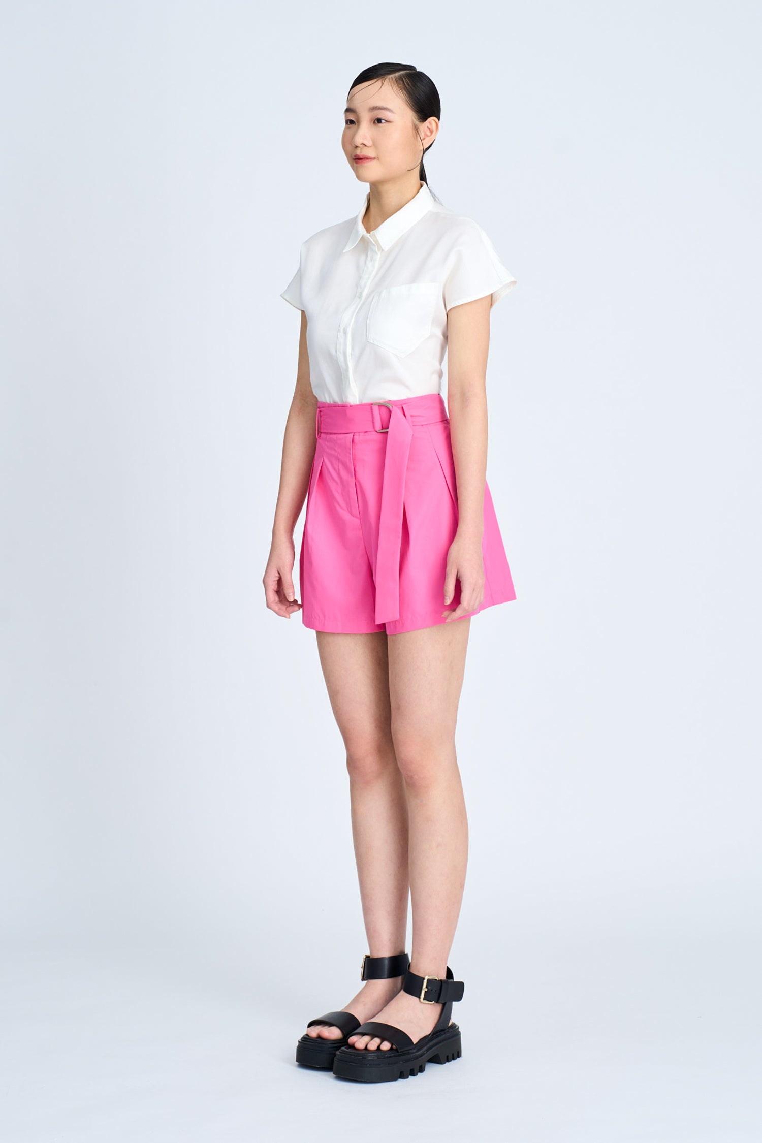 Pleated D-Rings Shorts