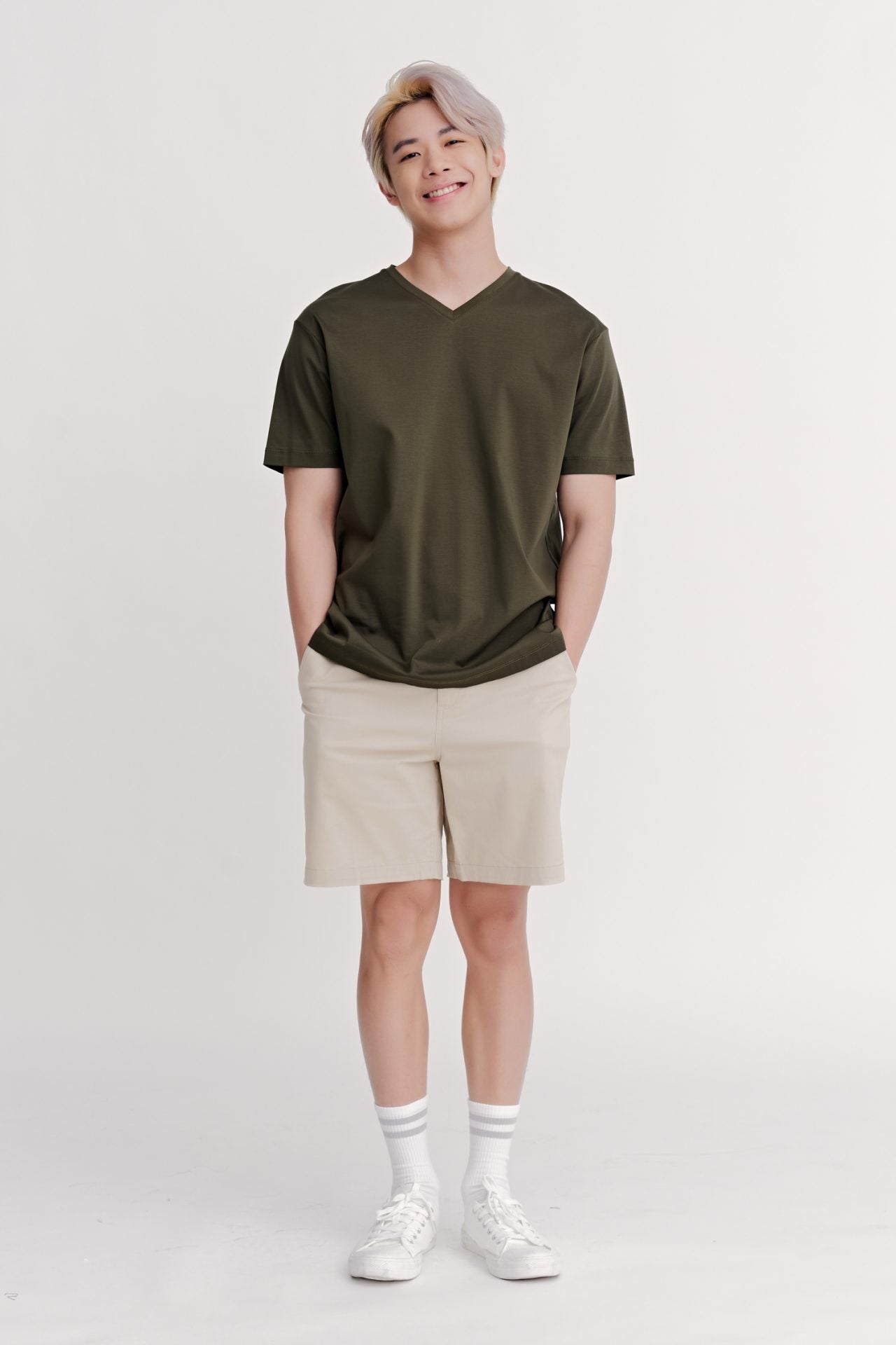 (A) Classic Regular-Fit V Neck Tee - Army Green