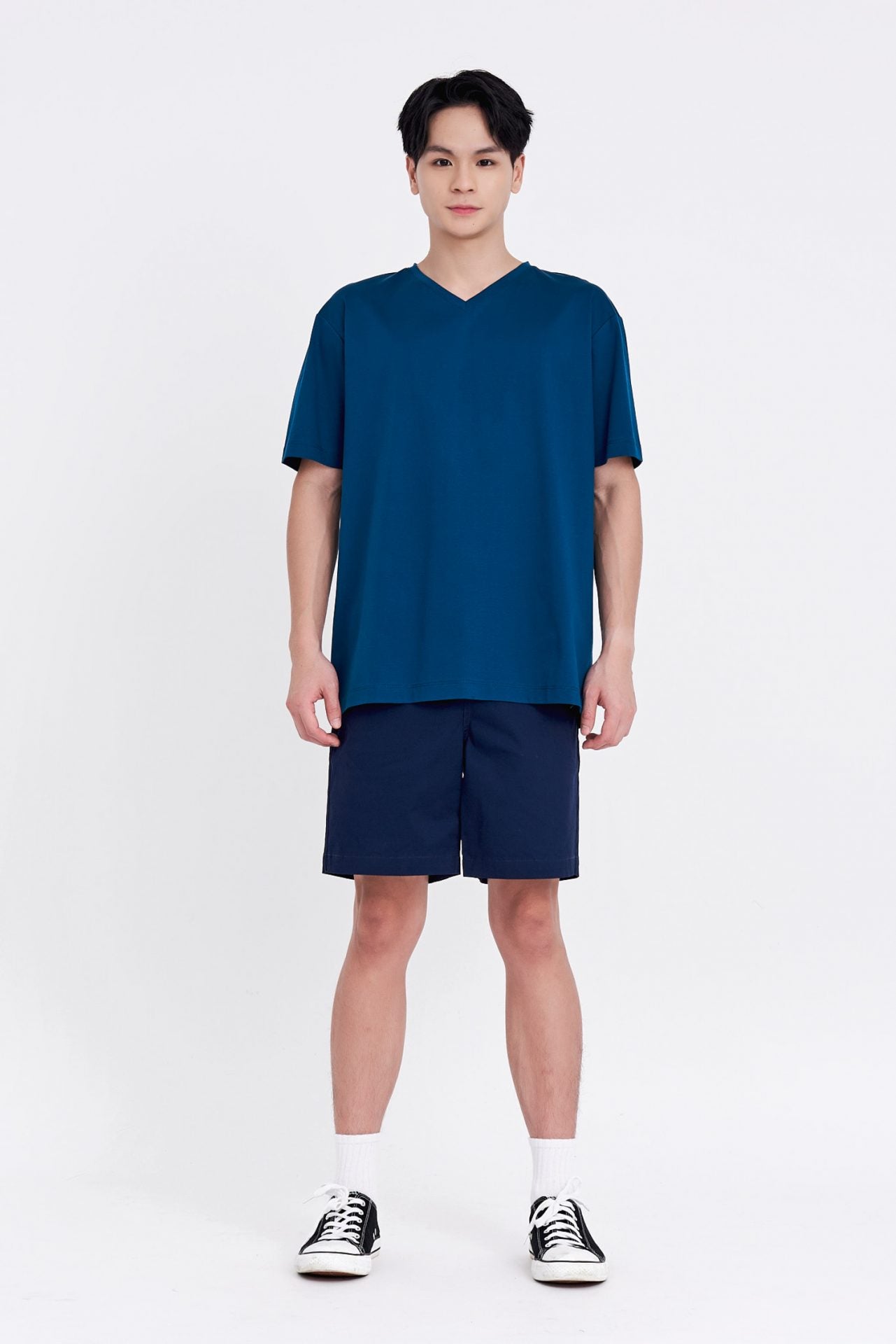 (A) Classic Regular-Fit V Neck Tee - Indigo