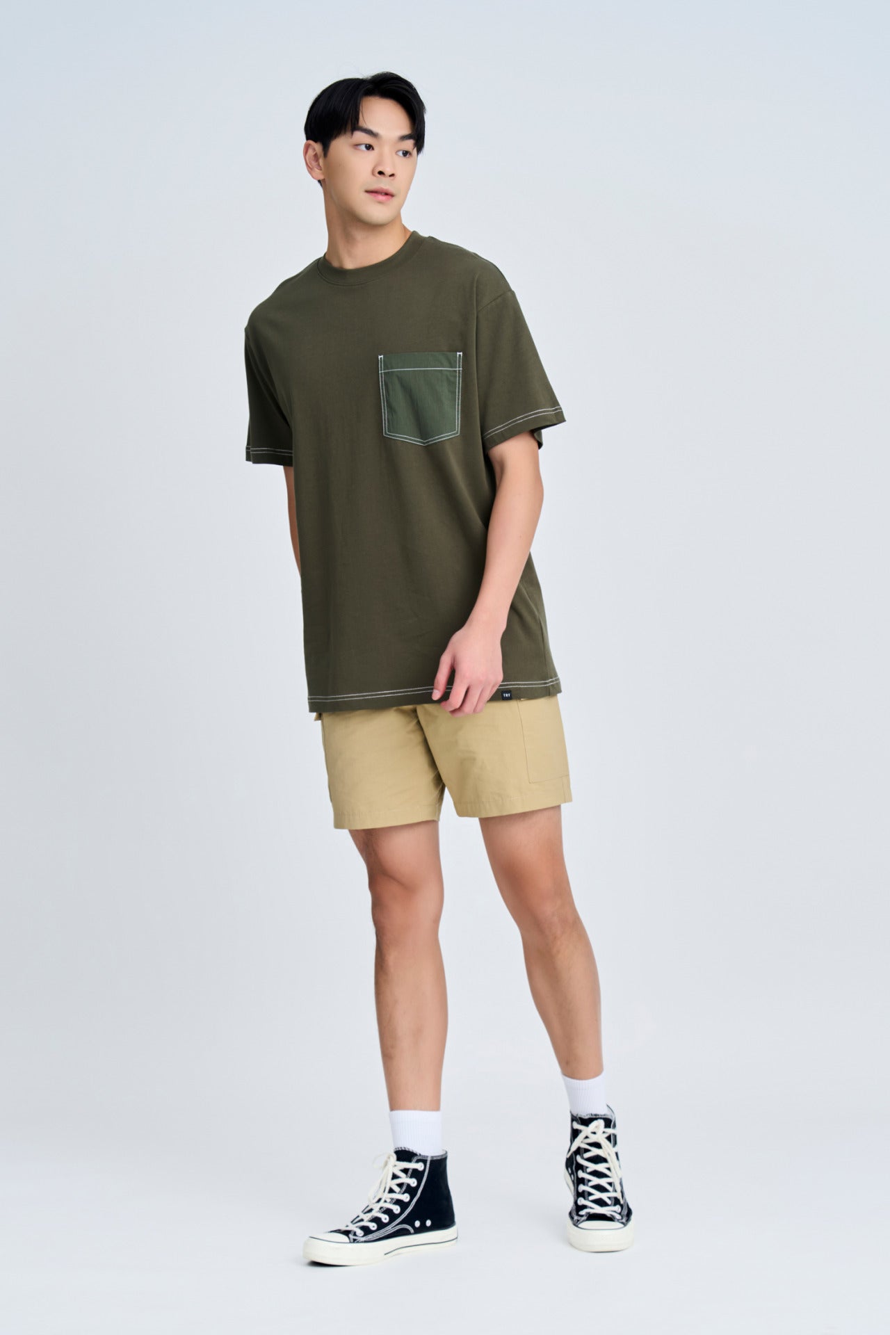 (C) Oversized Contrast Stitch Patch Pocket Tee