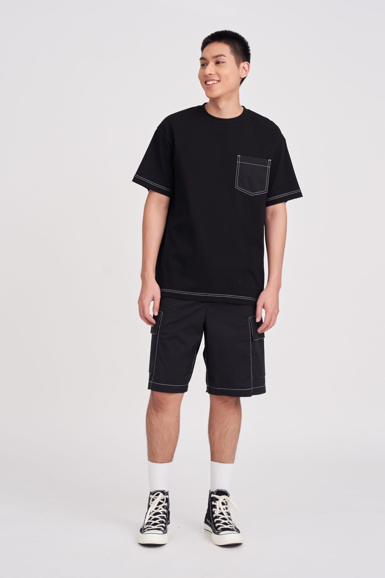 (C) Oversized Contrast Stitch Patch Pocket Tee