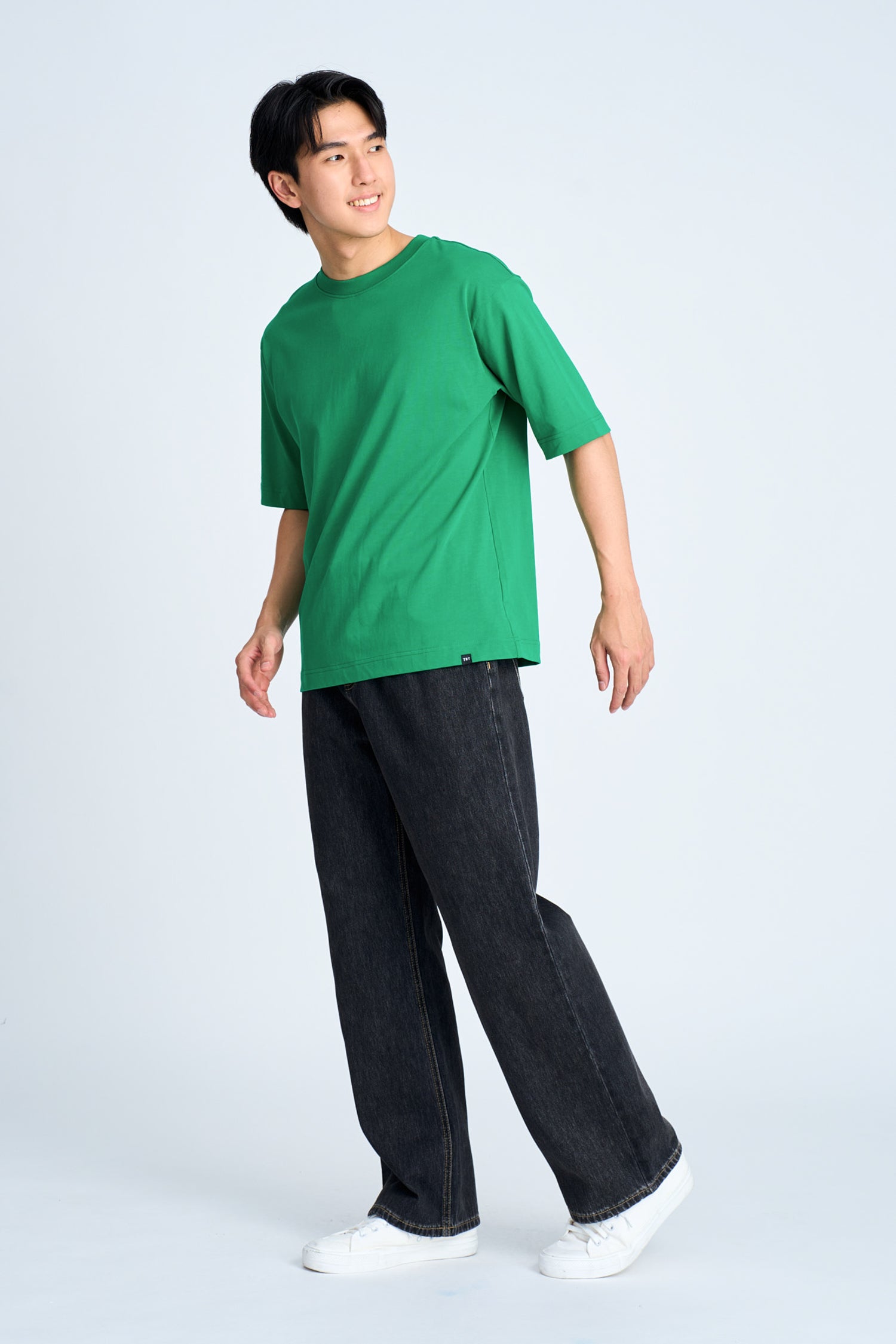 (B) Classic Relaxed-Fit Crew Neck Tee - Emerald Green