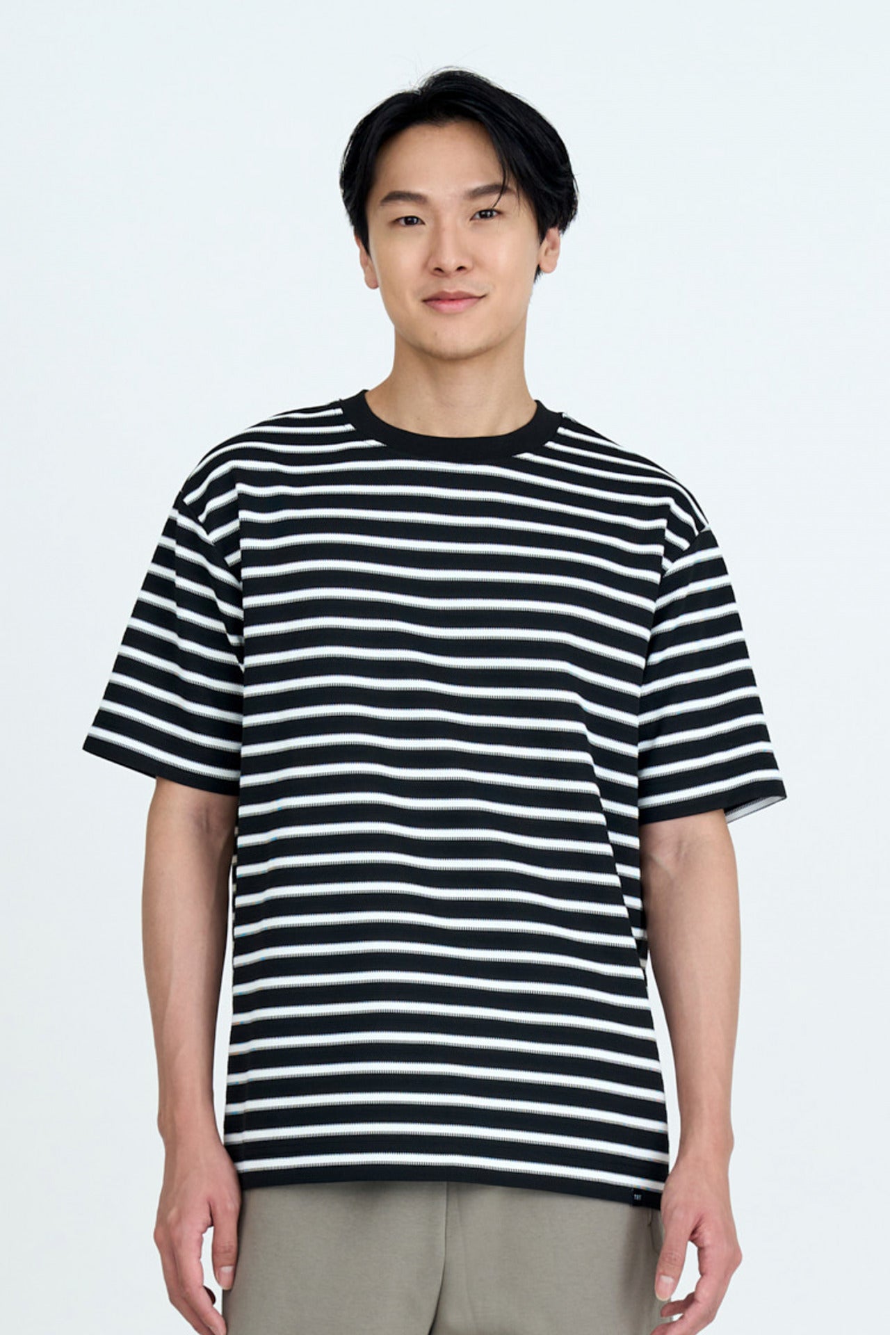 (B) Relaxed-Fit Textured Stripe Tee