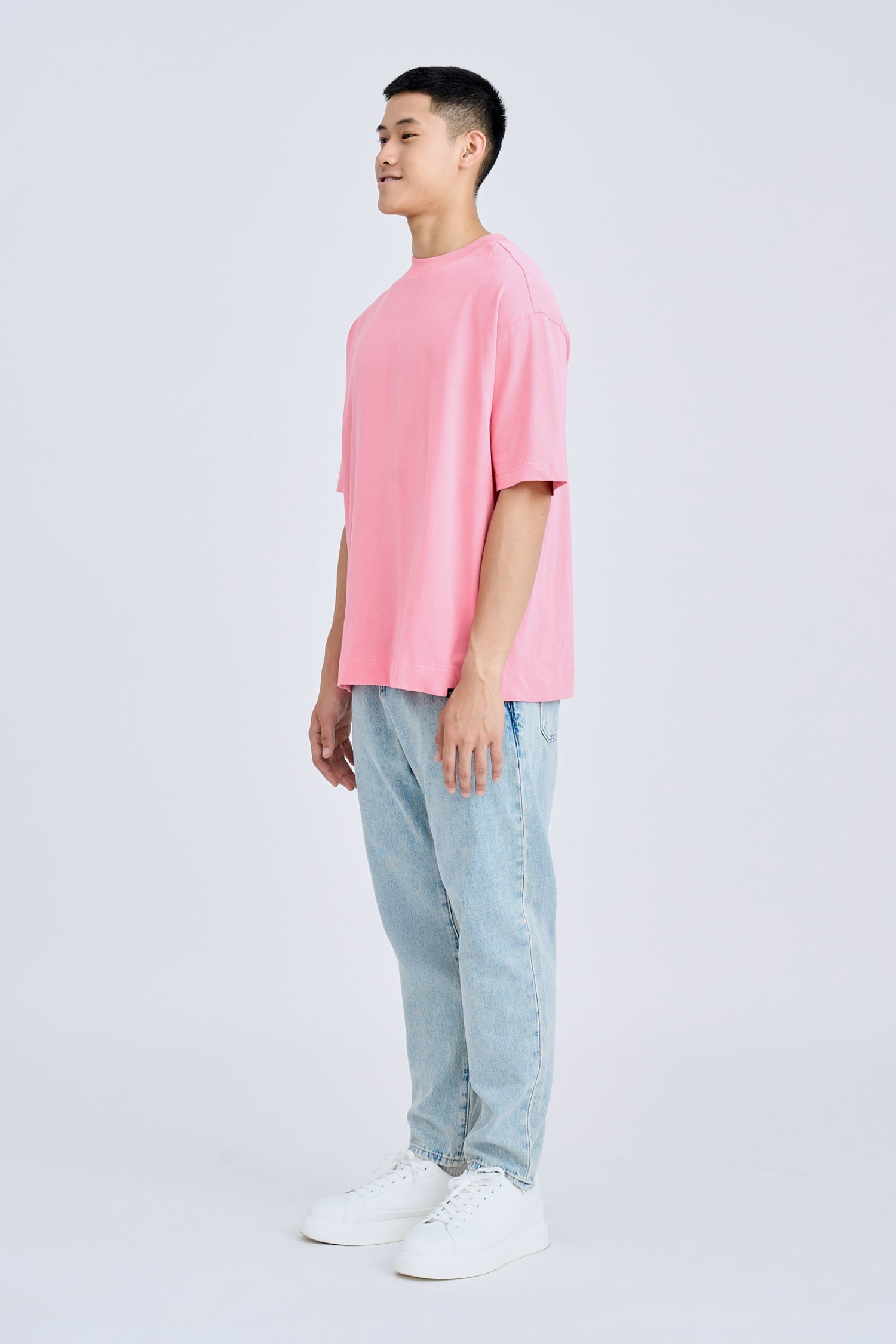 Oversized Fit “Rue de L’Restyle“ Tee - Dark Pink