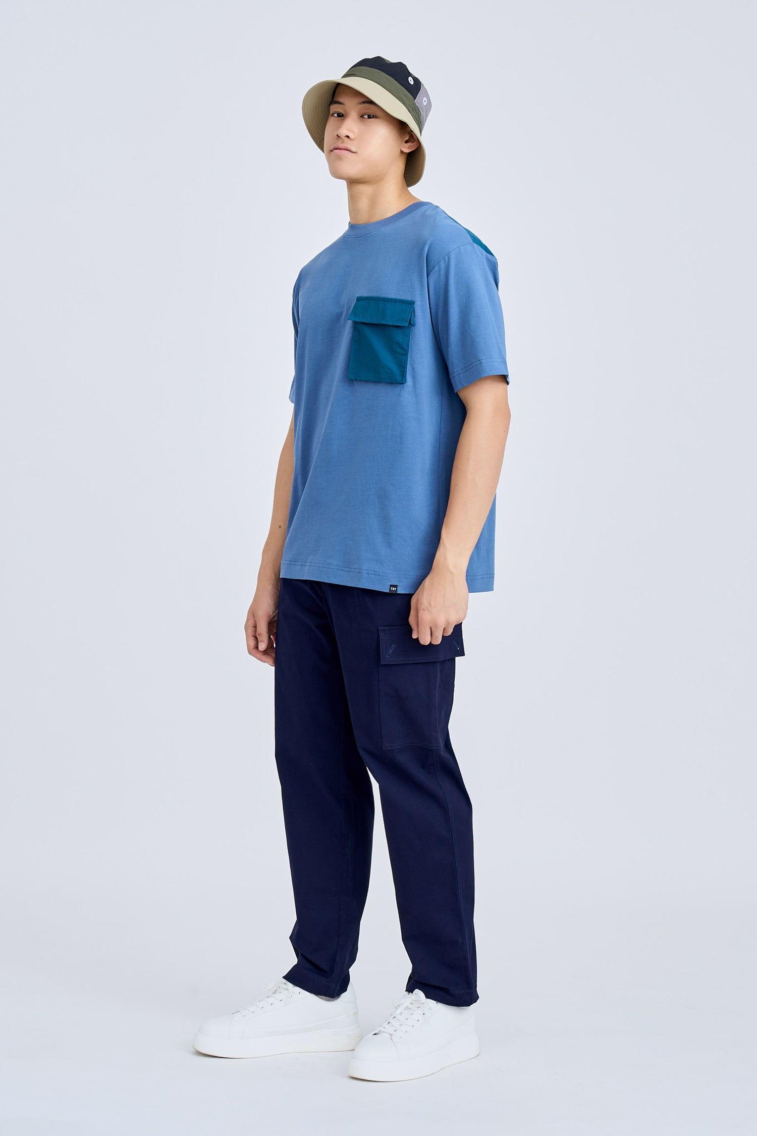 (B) Relaxed-fit Contrast Back Yoke Tee - Steel Blue