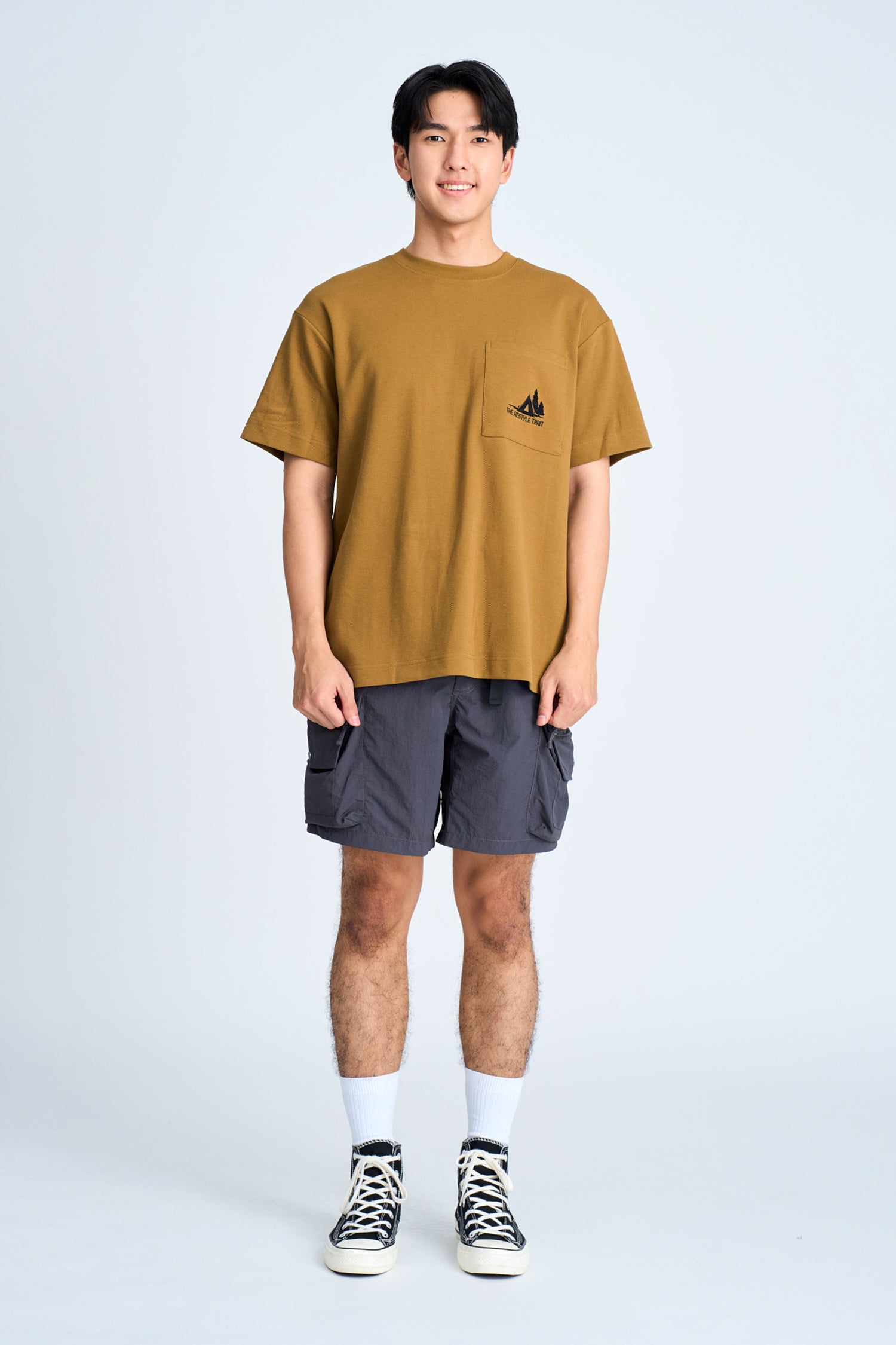 (C) Mountain Embroidery Patch Pocket Tee